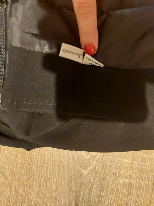 Czarna spódnica ołówkowa rozmiar 38