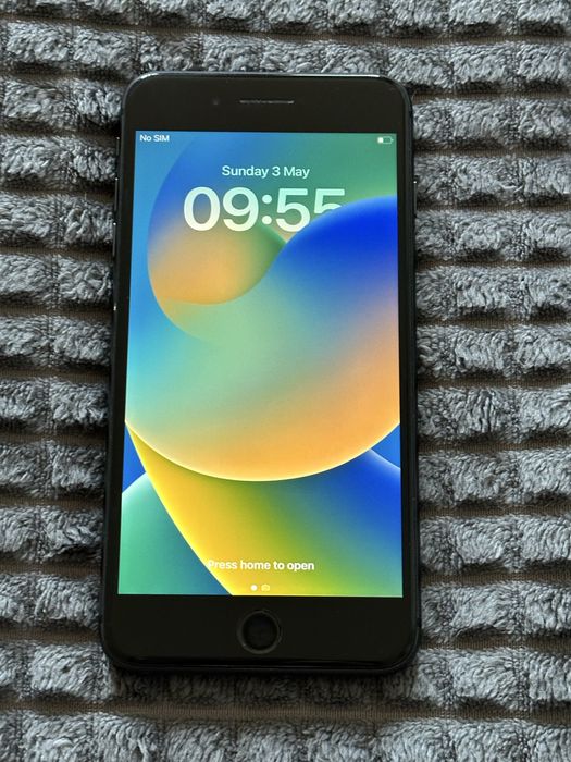 iPhone 8 Plus + 64gb