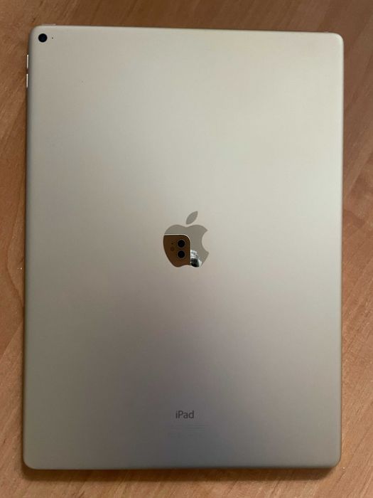 iPad Pro 12.9. Wi-Fi . 32 Gb. Батарея 100%.