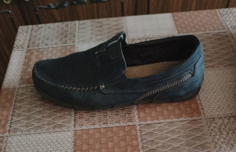 Продам шикарные мужские туфли 43р 28см 700 грн.