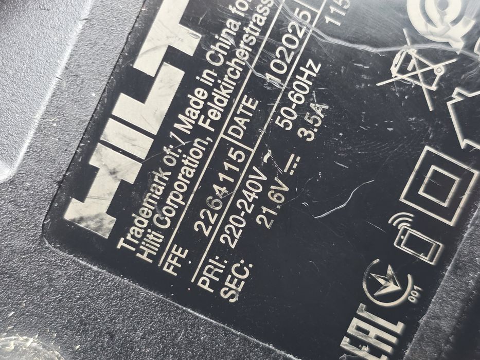 Ładowarka HILTI C 4-22 nuron