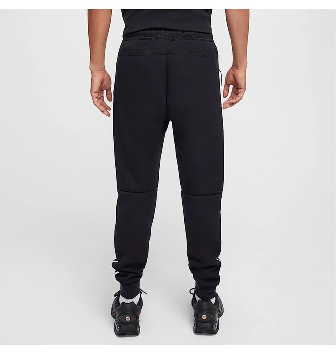 Штани чоловічі Nike Tech Fleece оригінал FZ0762-010