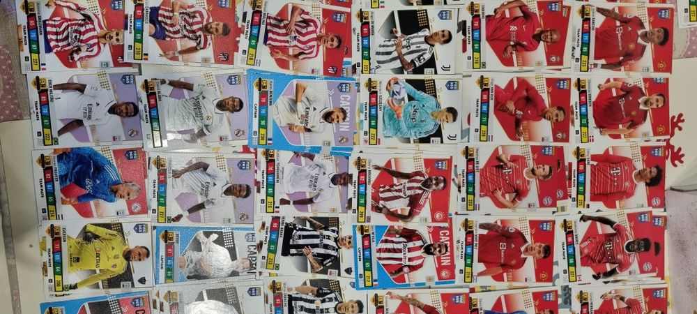Karty Panini 365 FIFA 2023