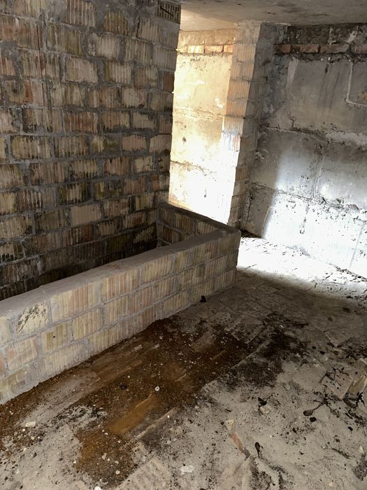 Продам Гараж Поруч  ЖК «STUGNA RESIDENCE»