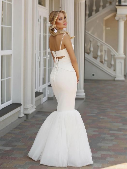 Продаю свою неймовірн сукню «Daphna» Бренд - Eva Lendel