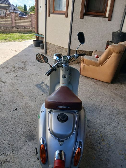 honda giorno crea