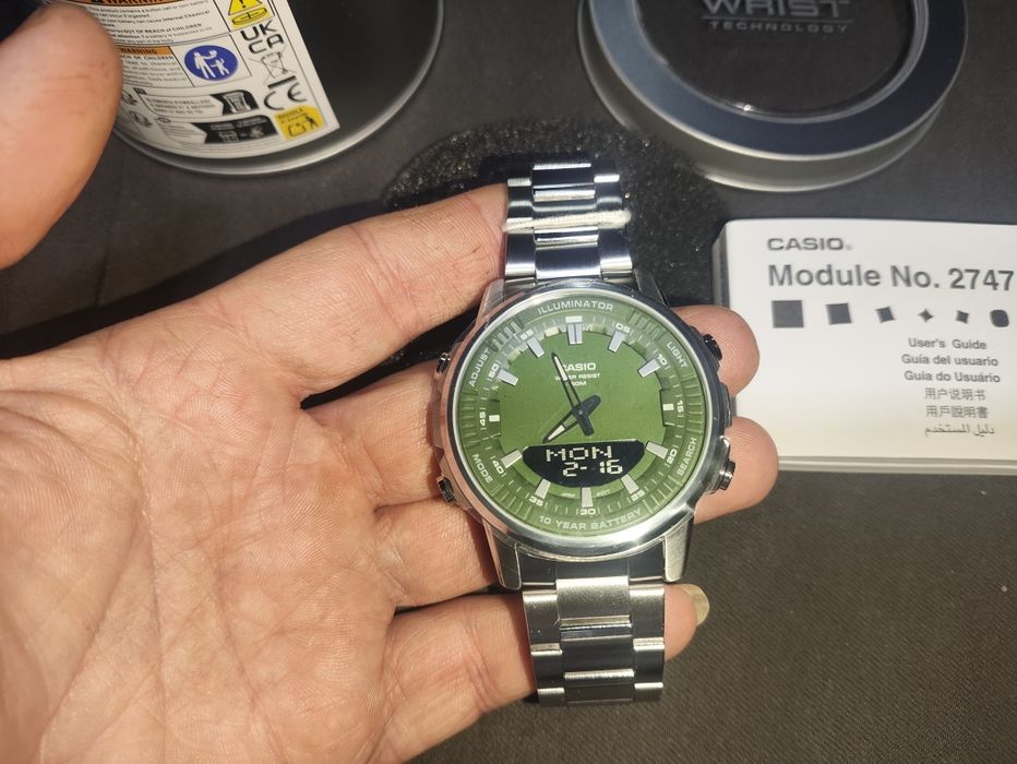 Casio  AMW 880 новий
