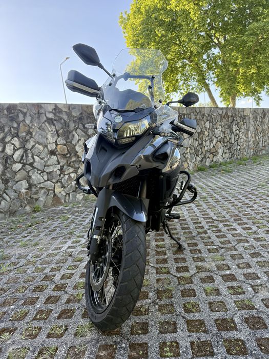 Benelli Trk 502x