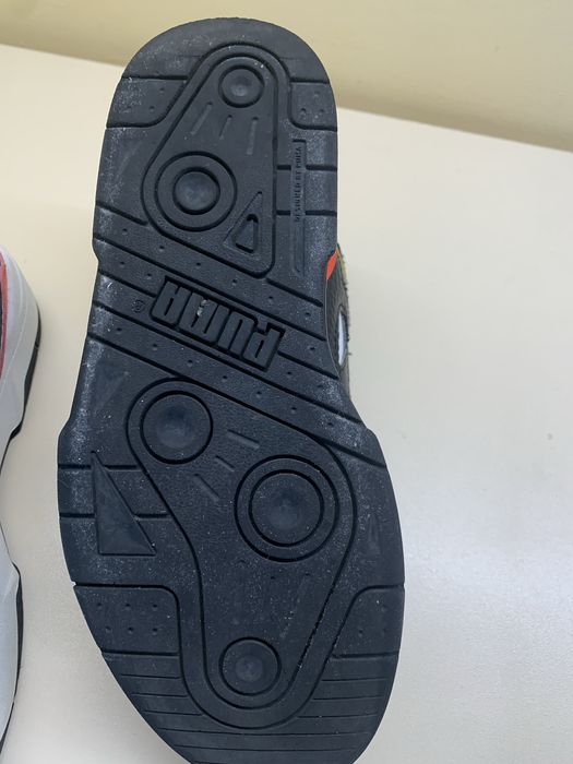 Кросівки  Puma.