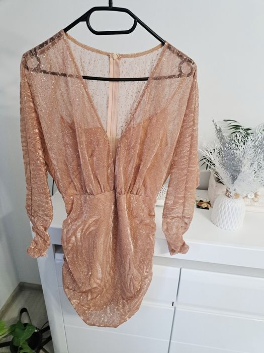 Sukienka błyszcząca S