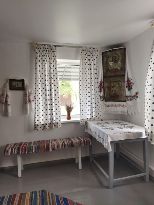 Будиночок подобово