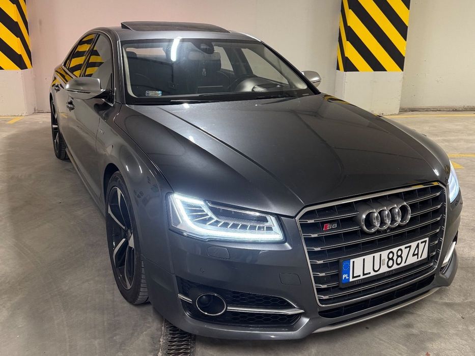 Audi S8