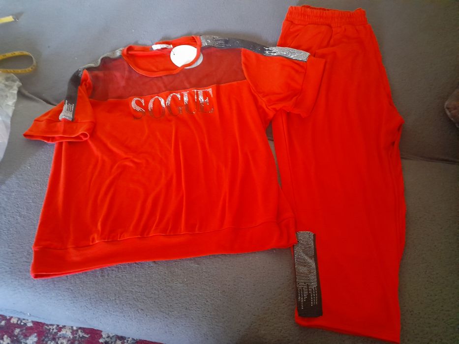 Костюми зимові,теплі,осінні,нові