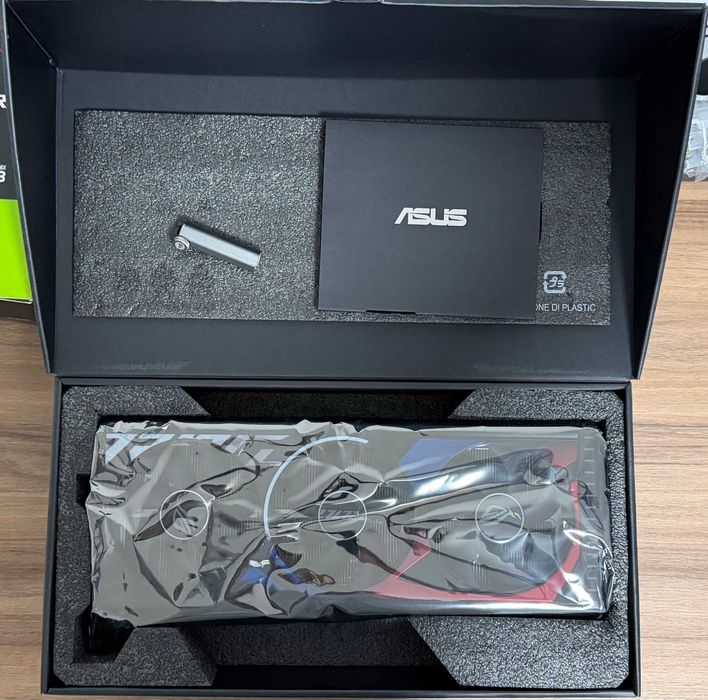 Placa Gráfica Asus ROG Strix RTX 4080 OC