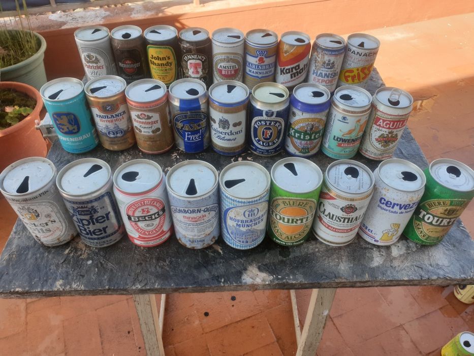 Latas antigas de cerveja