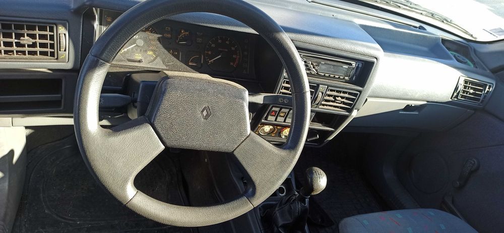 Renault R19 para Peças 1.2 Gasolina