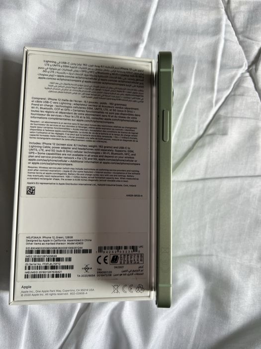 Продам iPhone 12