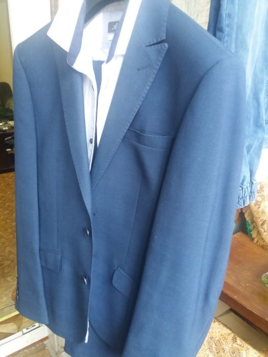 Мужской костюм VORONIN