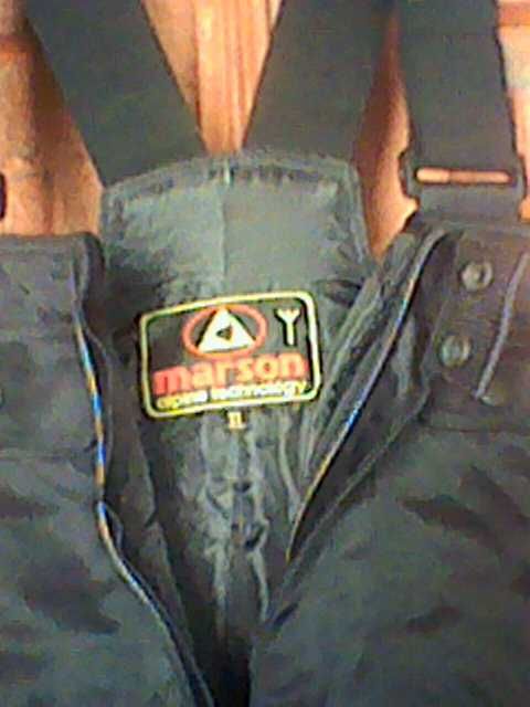 Продам теплі штани на хутрі.