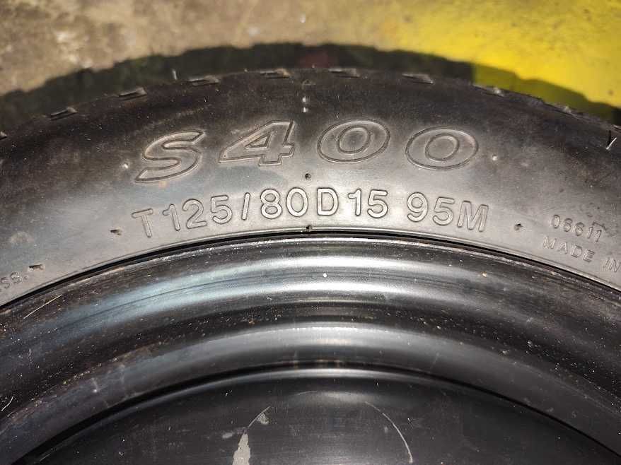 Roda de emergência de 15" em bom estado, tem a furação de 5x114.3mm.