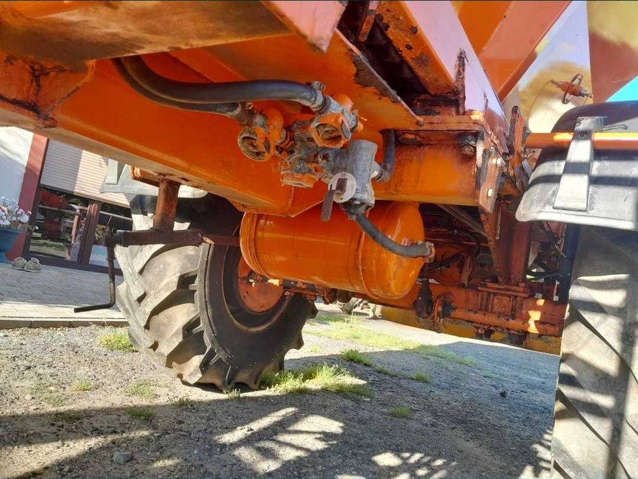 Rozsiewacz piasku i soli Gustrower D075
