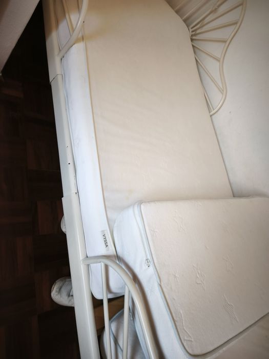 Cama de criança IKEA com colchão
