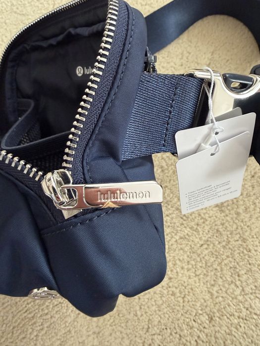 сумка lululemon.