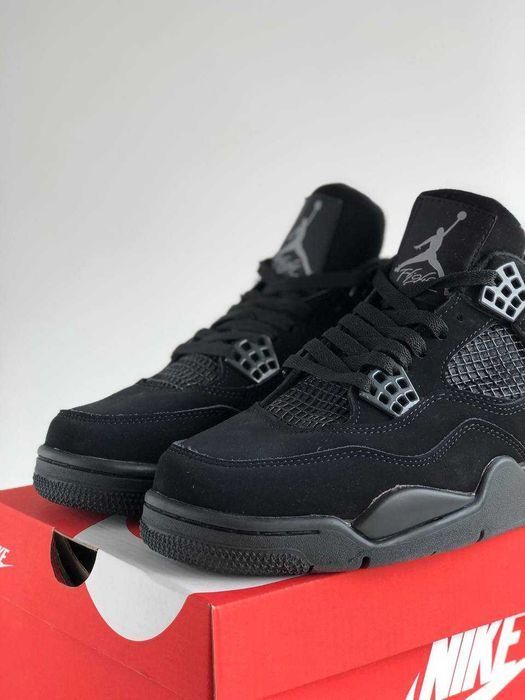 Мужские кроссовки Nike Air Jordan Retro Black Cat. Размеры 40-45