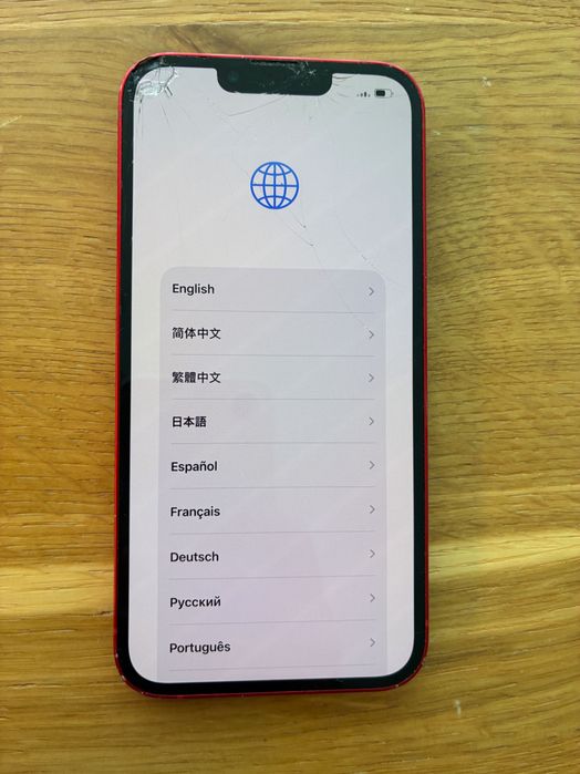 iPhone 13 versão red