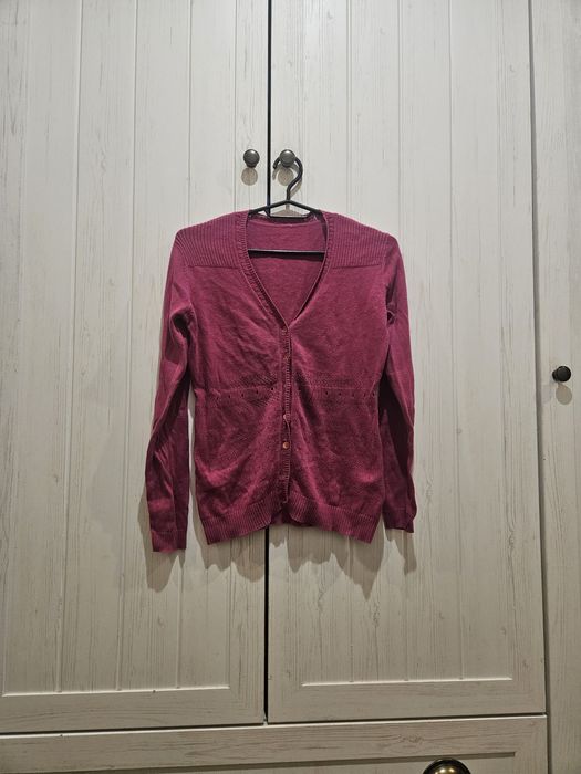 Sweterek ażurkowy różowy s modny