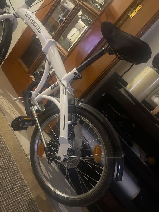 Bicicleta dobrável praticamente nova usada apenas 4 vezes