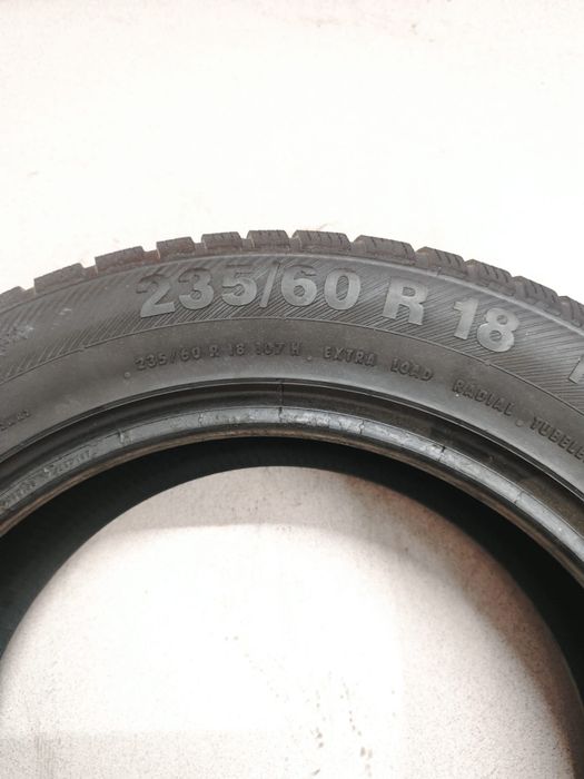 Opony 235/60/18 Barum