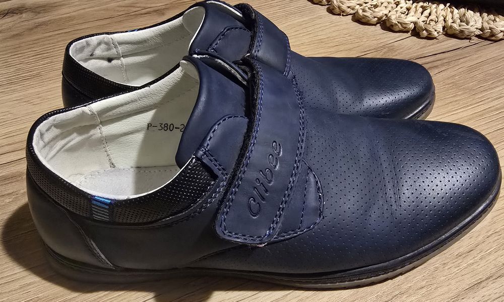 Clibee komunijne granatowe półbuty wizytowe lekkie na rzepy 23 cm -37