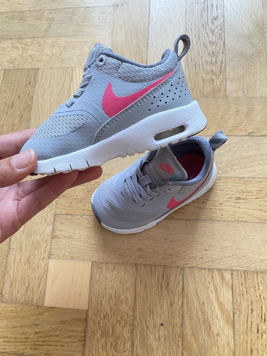 Кросівки nike оригінал 21р