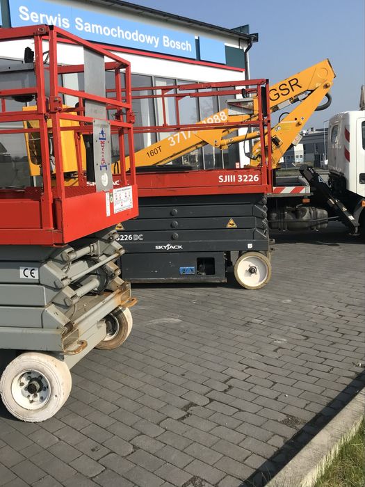 Wynajem podnośnik zwyżka podest ruchomy rusztowanie