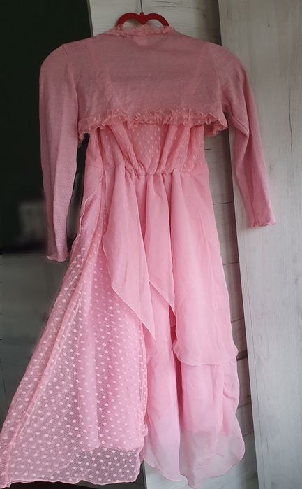 Różowa sukienka ze swetrem rozm. 164
