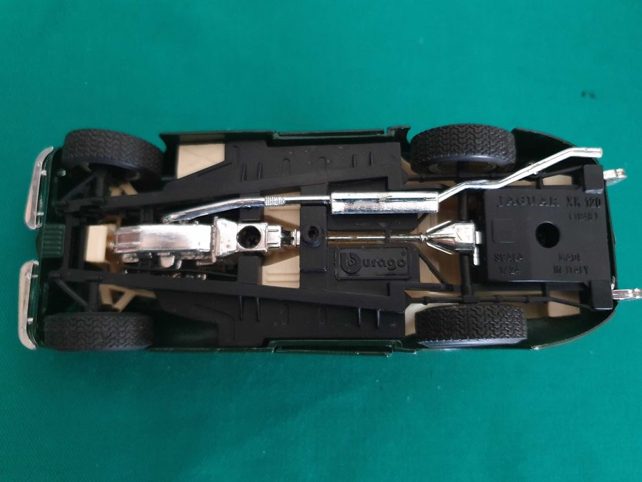 Jaguar XK 120 / (1948), BURAGO escala 1/24 - Anos 80 - Italy