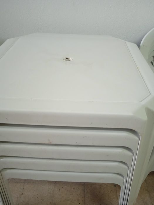 Aluguer Mesas e Cadeiras 40 pessoas