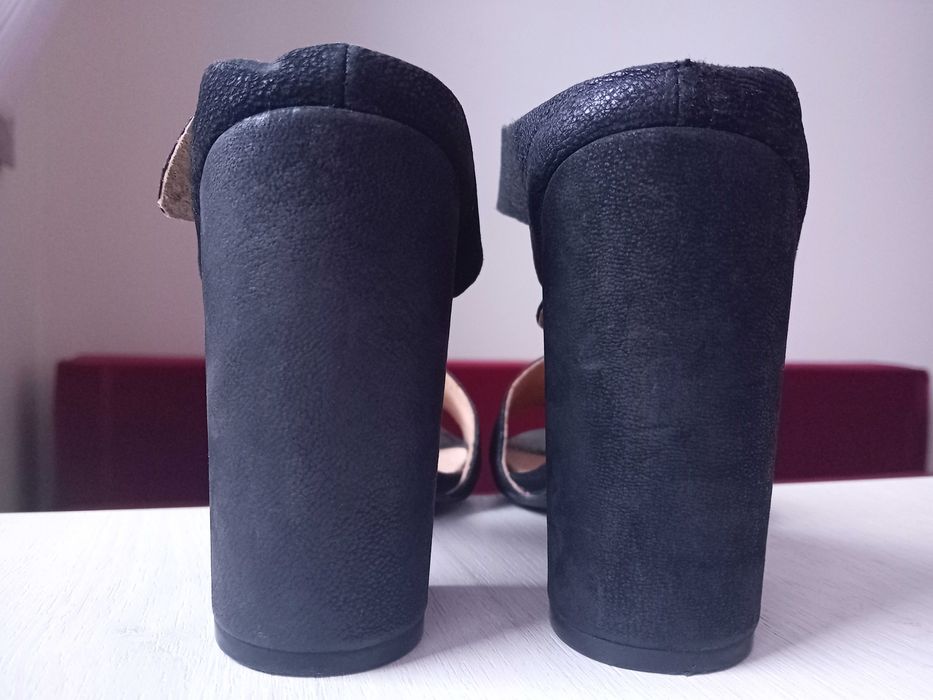 Klapki skórzane Wojas