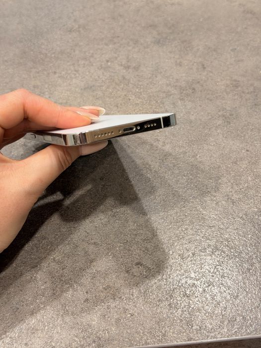 iPhone 14 Pro Max 256 GB Белый / Silver e-sim