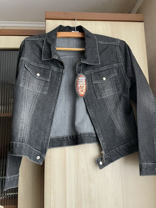 Чорна джинсова куртка (STRETCH)