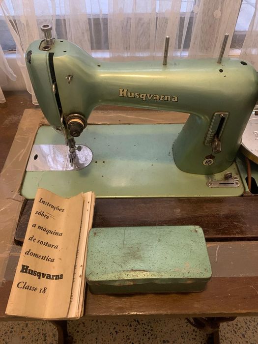 Maquina de costura Huscvarna