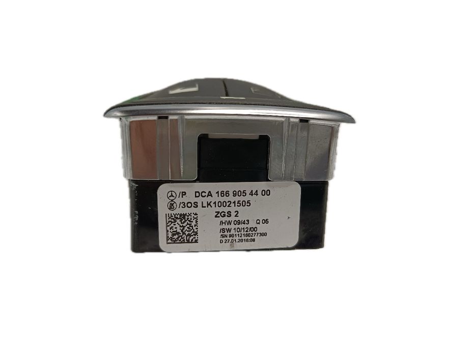 Comando / botão / interruptor vidros frente esquerdo MERCEDES-BENZ CLA