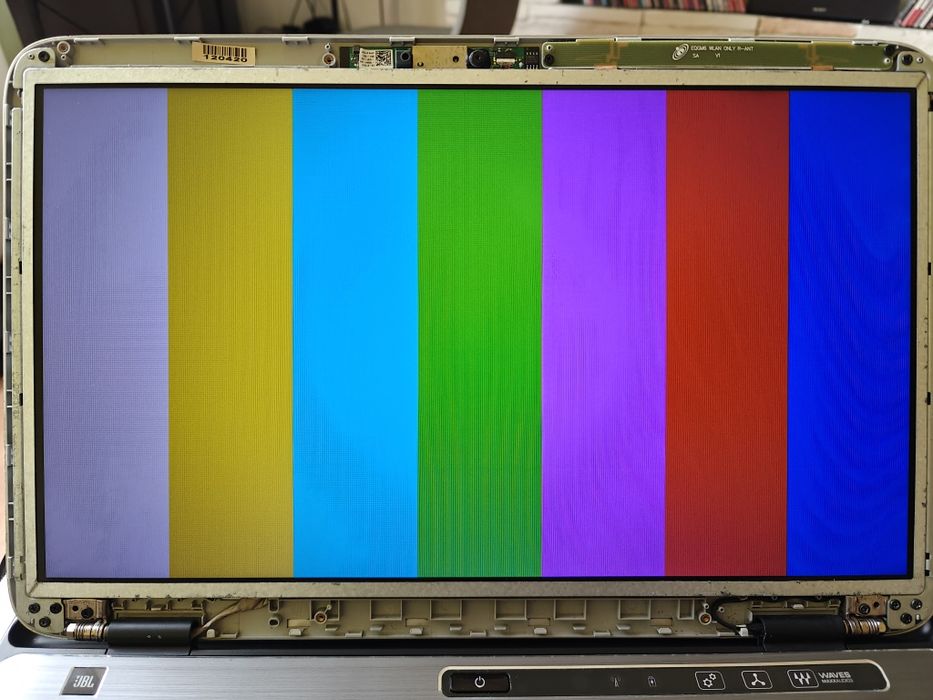 Матриця дисплей екран 15.6" LG Display  LP156WH4 HD  трохи темнить, недостатньо яскравості.