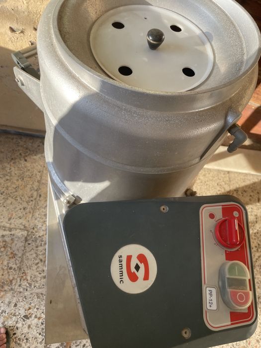 Descascador de batata industrial igual a novo