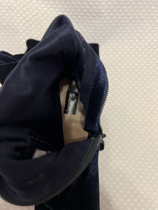 Ботфорты фирмы Stradivarius велюровые темносиние 38 размера