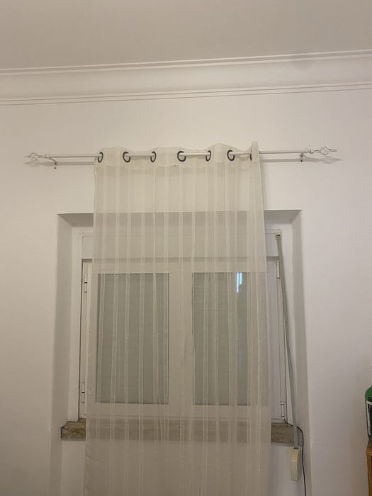Varão e cortinado