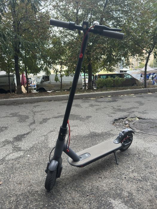 Продам Xiaomi M365 Pro