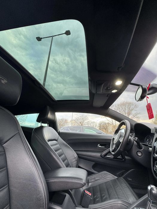 Volkswagen Scirocco R 2.0