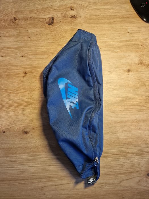 Nerka Nike niebieska